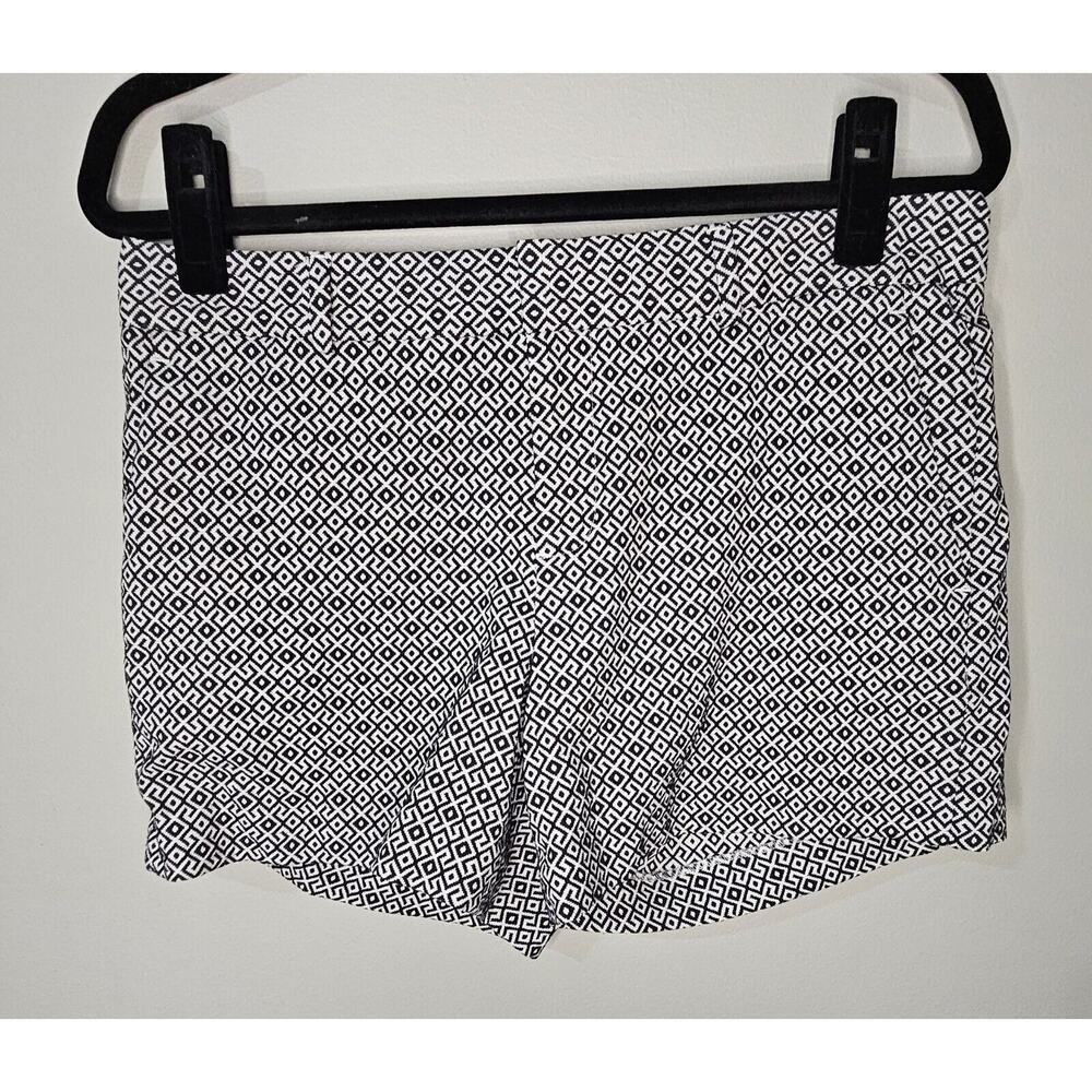 Banana Republic Women's Sz 4 Hampton Short  Black/White Textured‎ Diamond Shorts